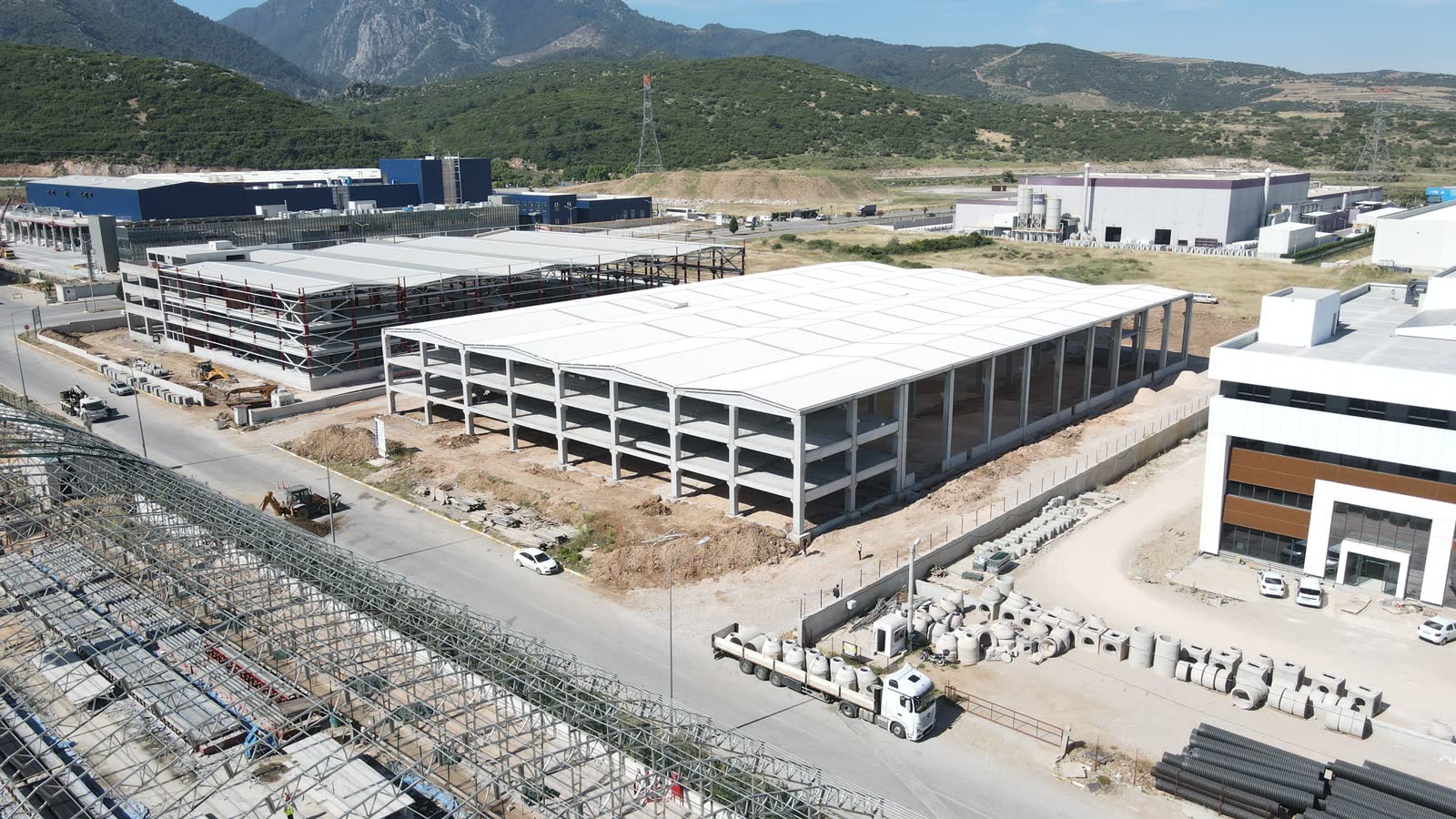 İzmir Kalıp tesisi — Muradiye OSB, Manisa — fotoğraf 1