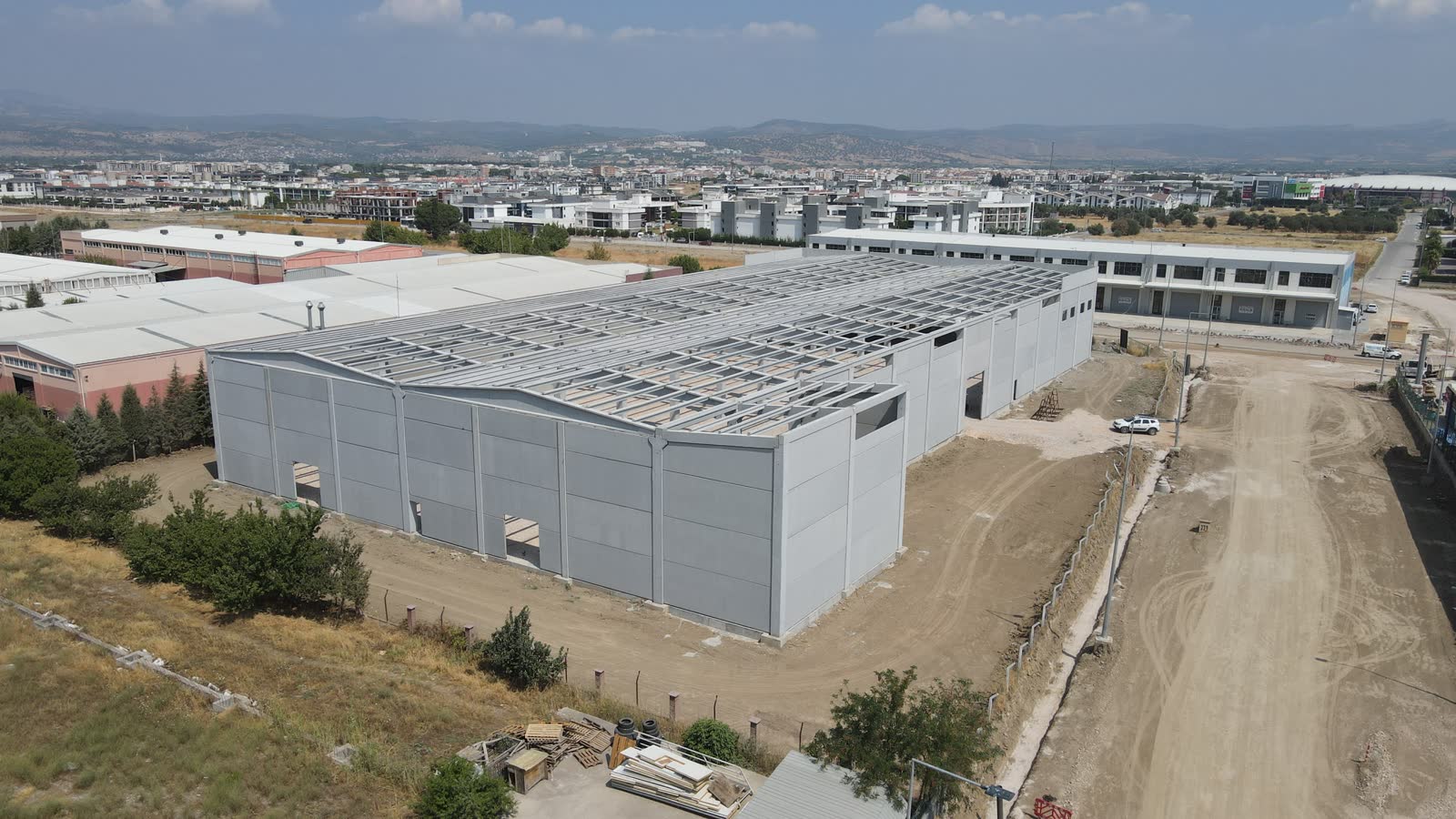 Mesut Pazar tesisi — Muradiye OSB, Manisa — fotoğraf 1